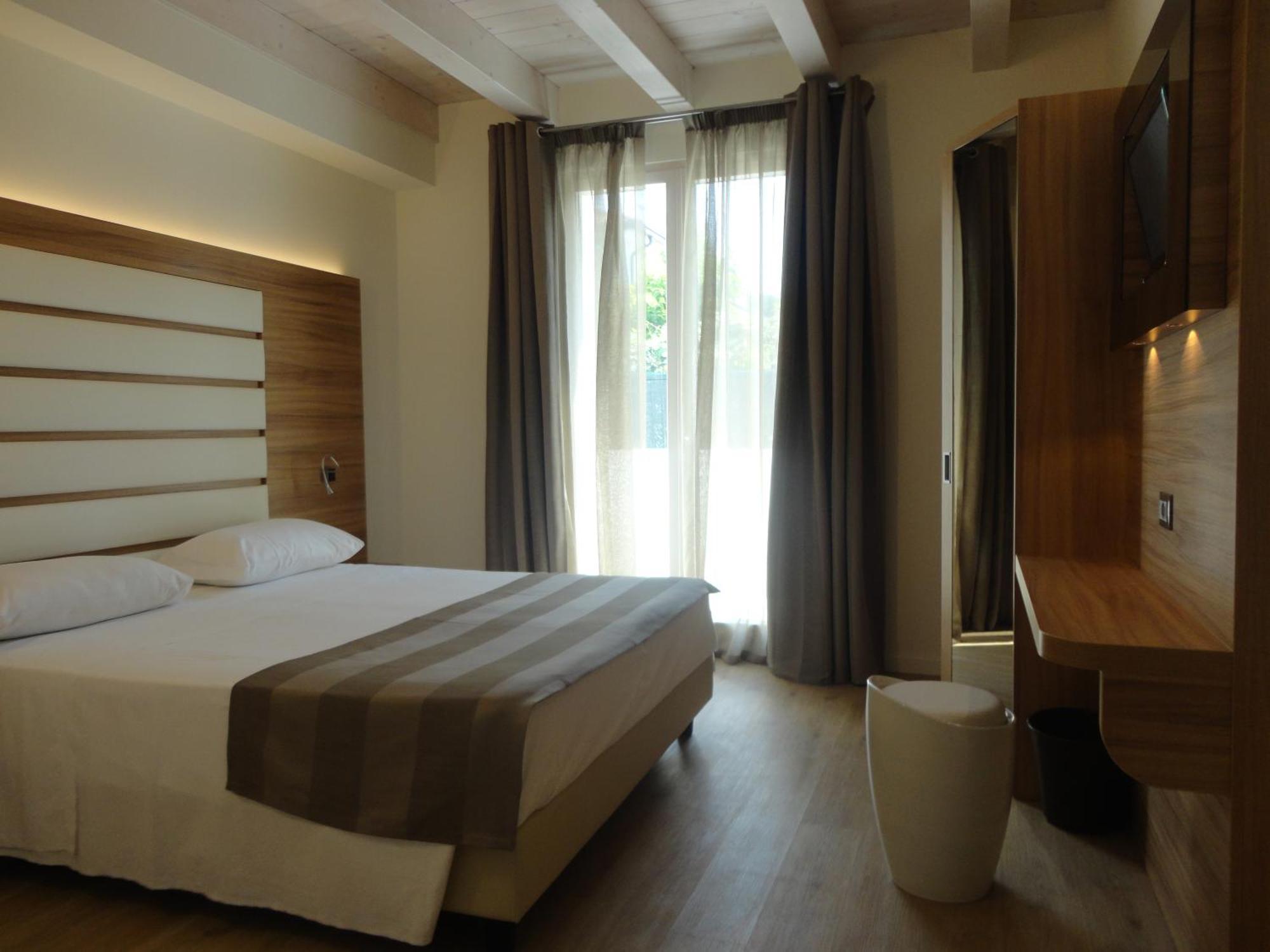 Prada' Home Eco Suites Бардолино Экстерьер фото