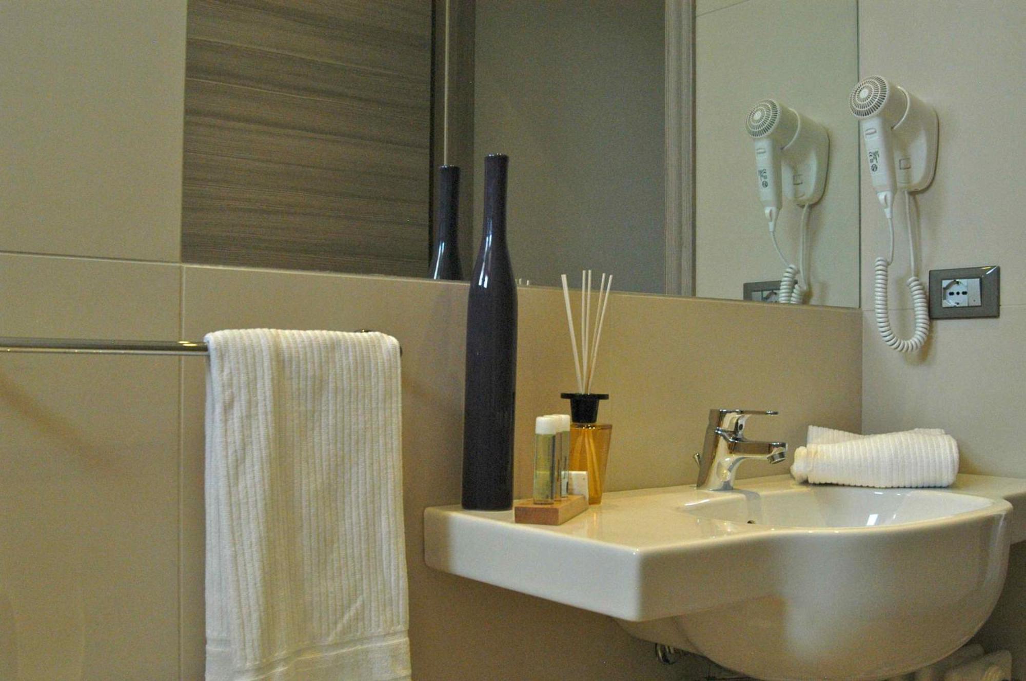 Prada' Home Eco Suites Бардолино Экстерьер фото